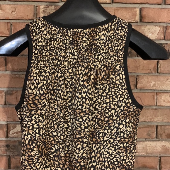 Sleeveless leopard print blouse with black trim size small - Picture 7 of 14